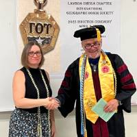 Professor Wagendorp with Heather Poynter